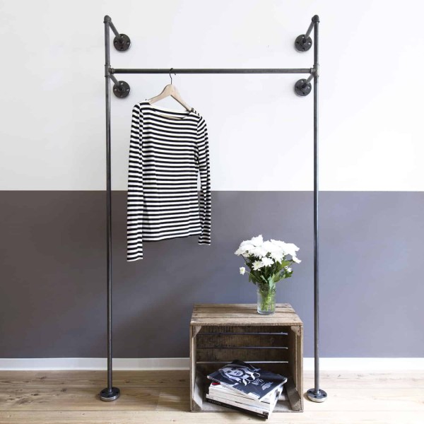 Kleiderschrank · Garderobe im Industriedesign Wasserrohr - Möbel aus Rohren